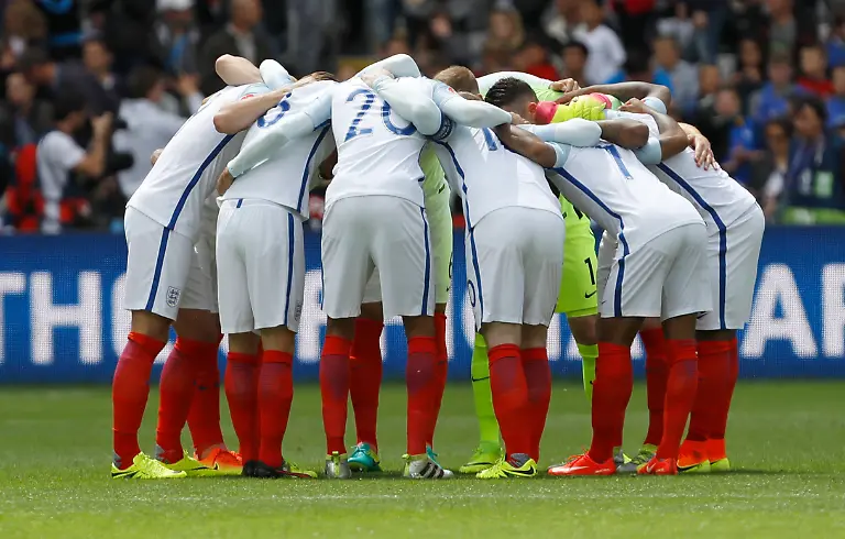 6143a7e5a6b67f2b8bdeb33efd2a538d