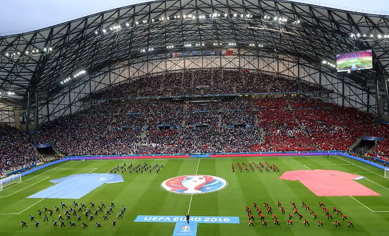 19c8ee5d77c63996cc227784eb25ea18