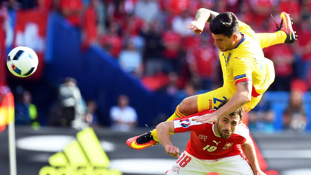 c132b0b027bba358d69f3fba55565e46