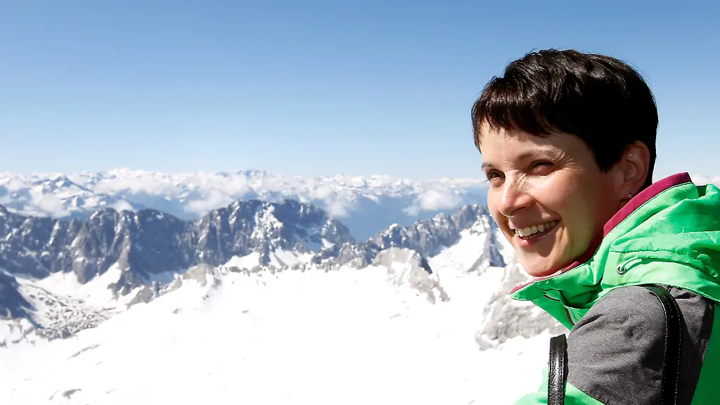 446e64496b2fb2bfc000b5faa5ffbcaf