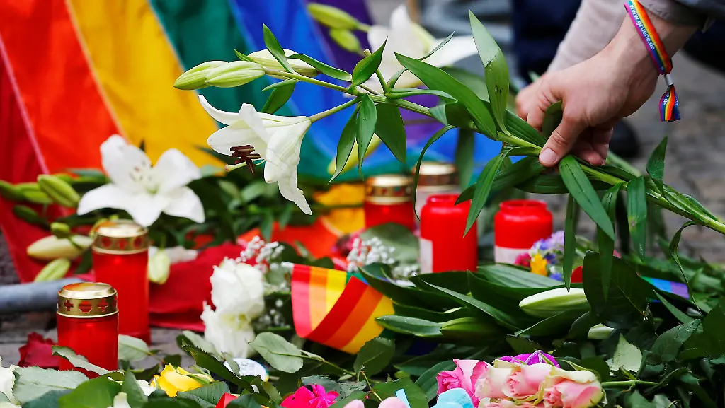 45bfcf78d7c6c01665539cbf95bc1044