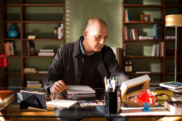 Dario-Grandinetti-Lorenzo-Tobis-Film-El-Deseo-Manolo-Pavon