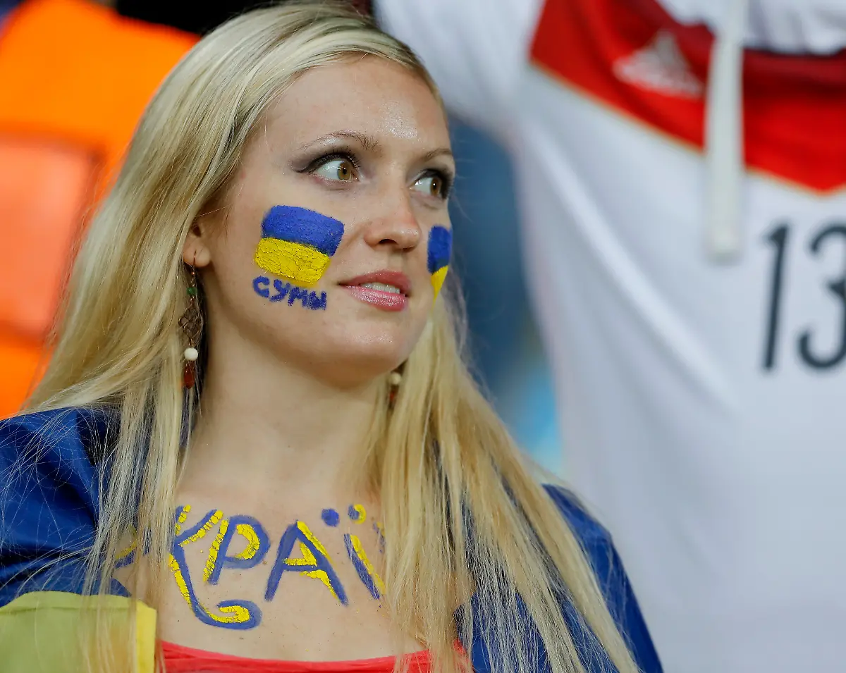 d4cf16b61e0c2ee56e5454ec19e0cffb