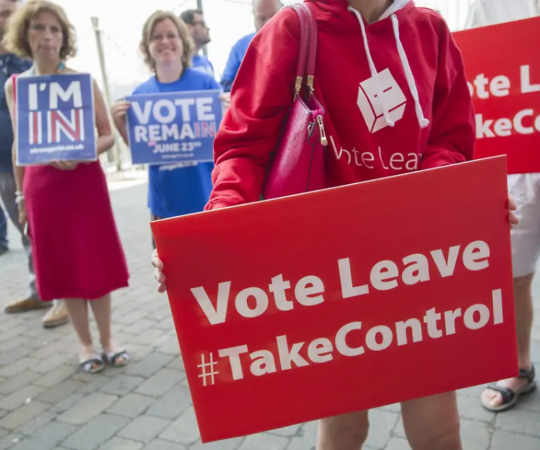 d1727e35dd4d1d8bc4ce69af70c5196f