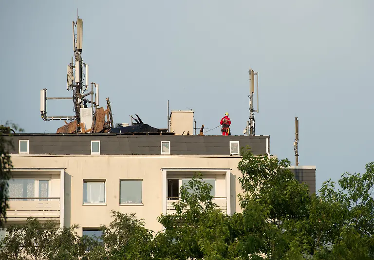 aef748e7f6d8905a619275ae7d0b4572