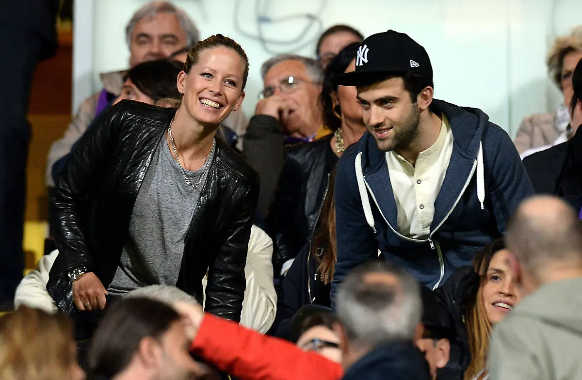 cf58e5534a024ca80a2c1ca9c11ccdee