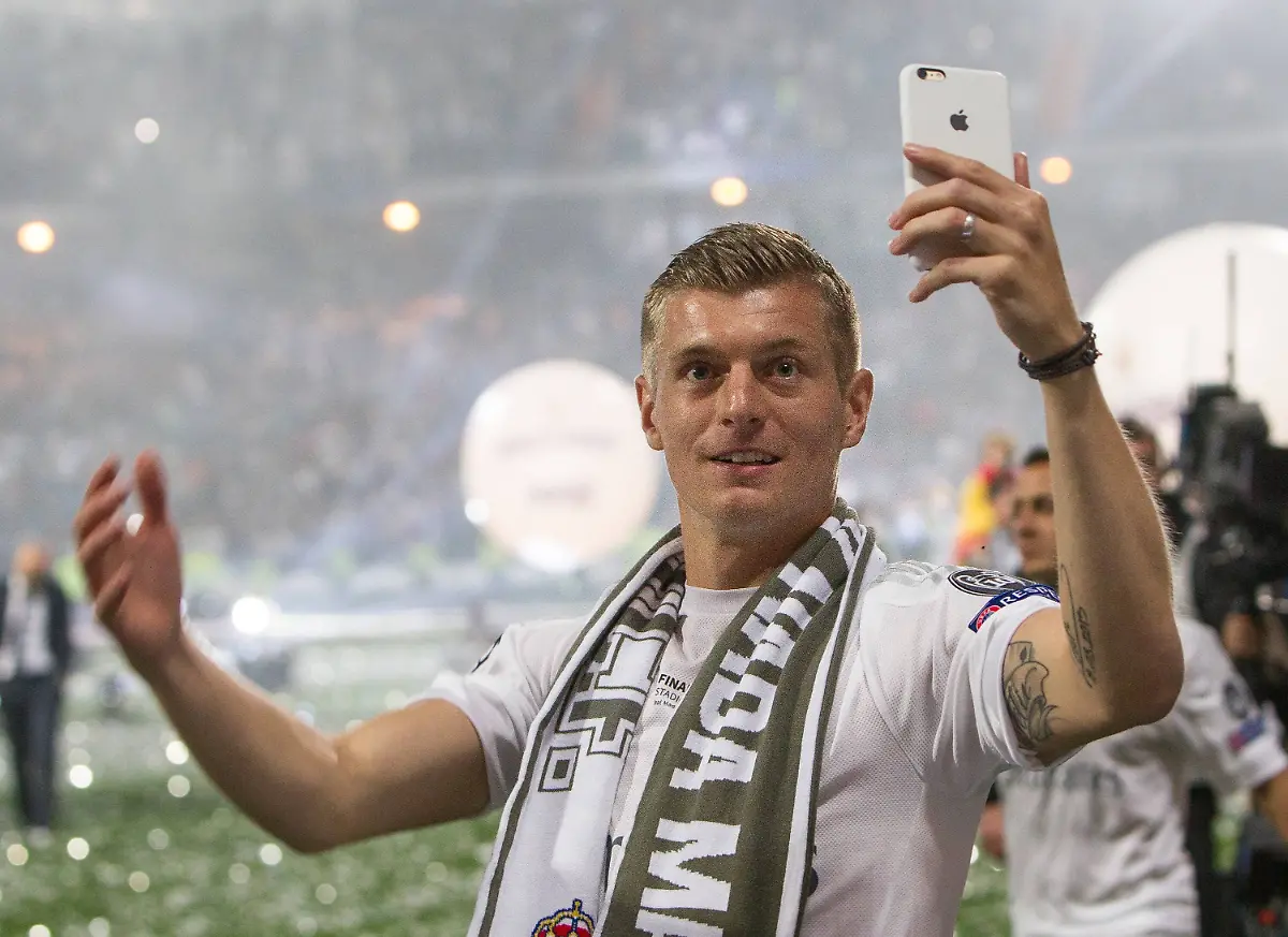 67b437473f994deaa67315d5d785dbf9