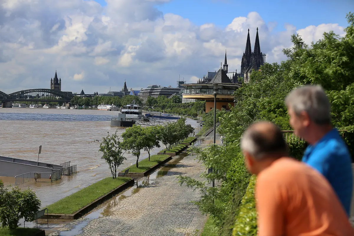 e886a6df63f1332e720b33abfd1368d1