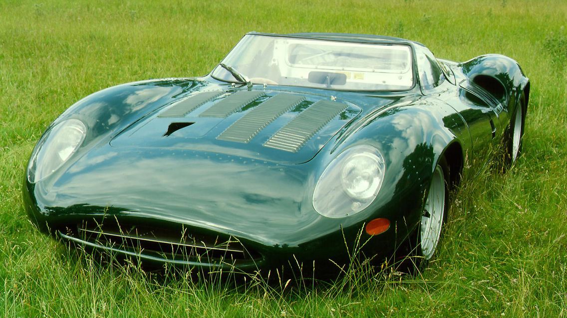 Schon 1965 zeigte Jaguar einen Prototypen des V12-E-Type.