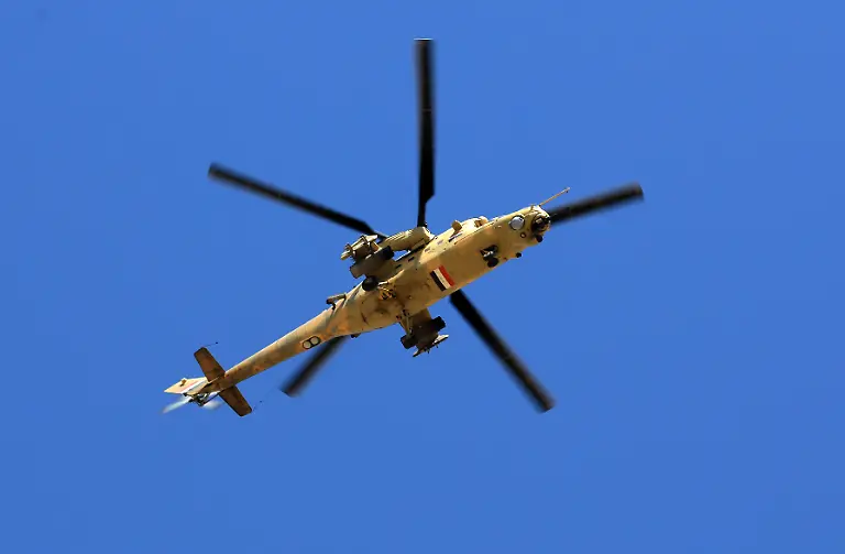 06e90b001e6e813d57bd3720e61d840b