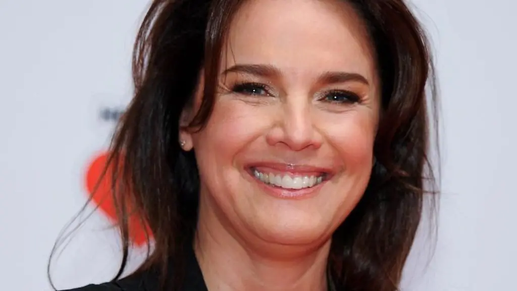 Desiree-Nosbusch-versucht-Muell-zu-vermeiden