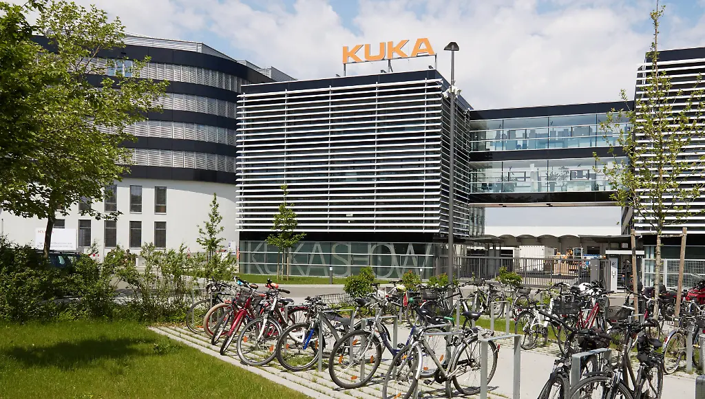 b8e7b9816a832a3d338c9b8f6c10418e