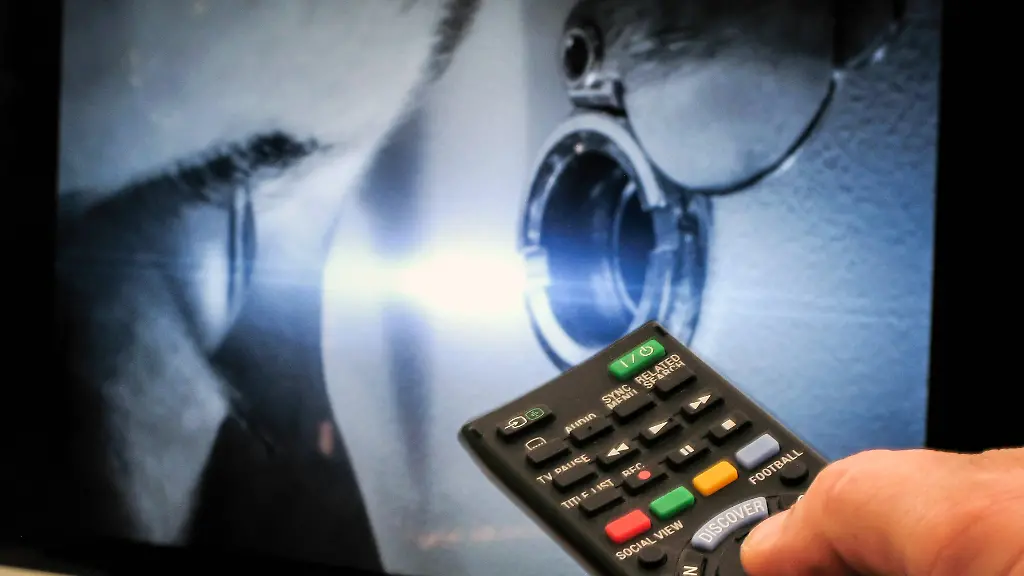 Smart-TV-Spionage-Guckloch