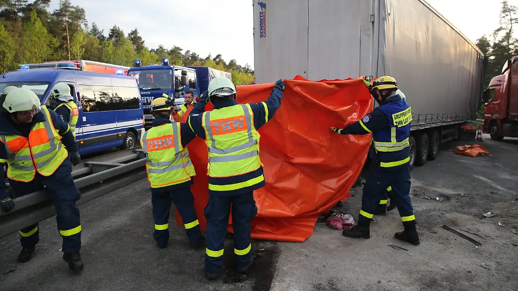 833021fd1e8f98f041b154a04d7efc28