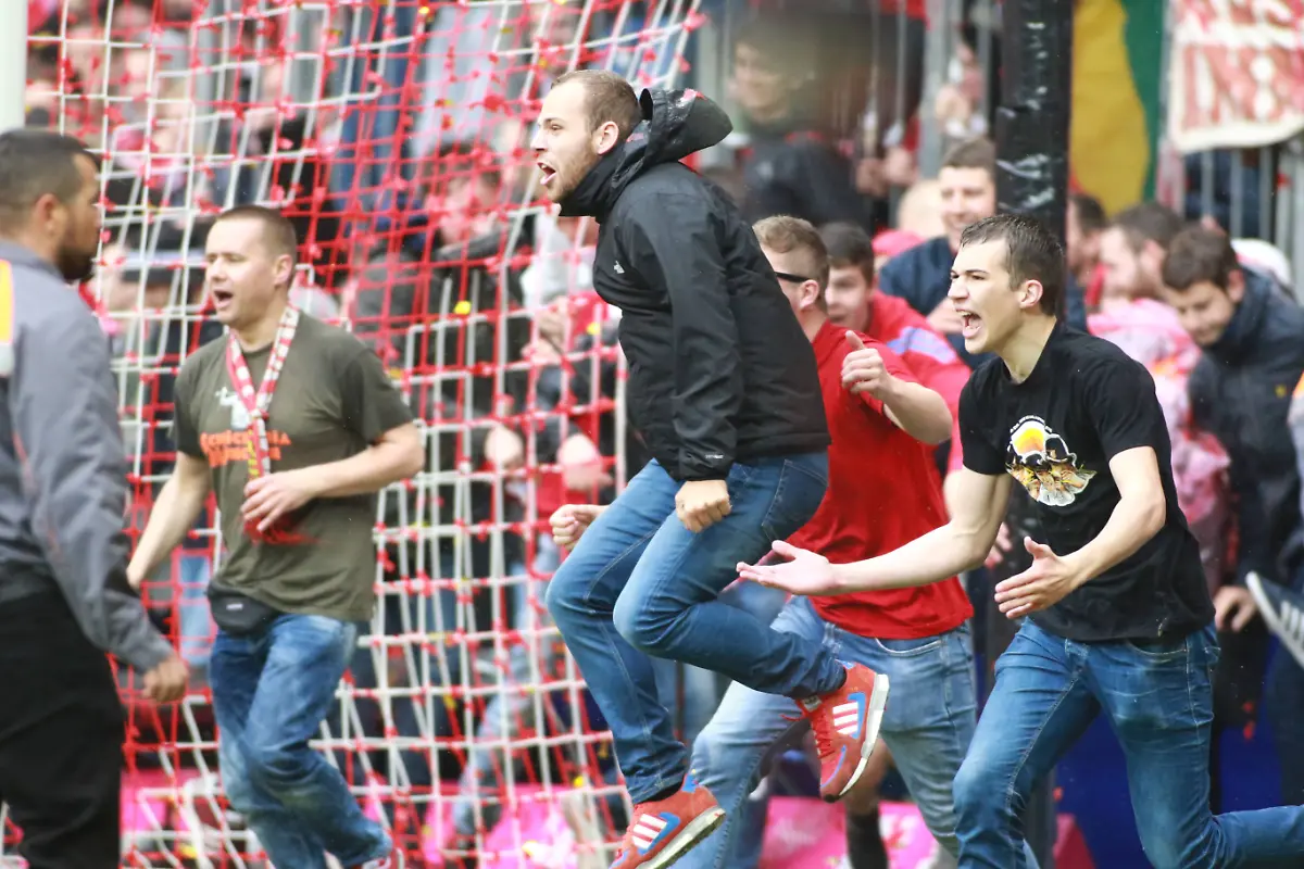 4ca83bf0329d9e137cb2120824e96819