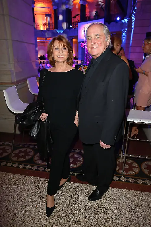 57cd7349da6838006f7819e9c6c764a0