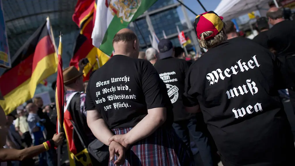 d9812c9b8269f1f8aeb2700f482f110b