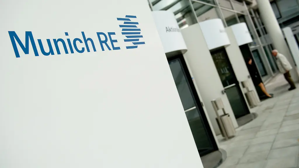 b663035101b62d9bbaff42bb467748e7