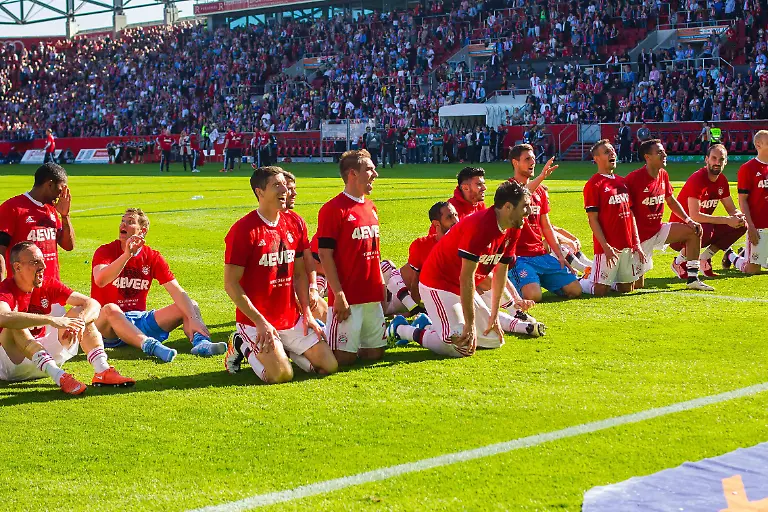 b27c88f0260f5bfe8c40f24bbb819adb