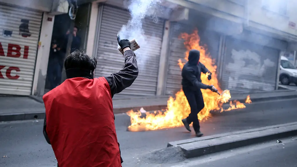 c8f09c39ccf5eac6ef7b77942968d0a0