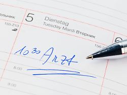 Frage aus dem Arbeitsrecht: Darf ich in der Arbeitszeit zum 