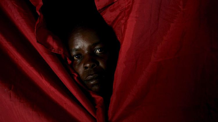 Eine kenianische Prostituierte im Majengo-Slum von Nairobi. 