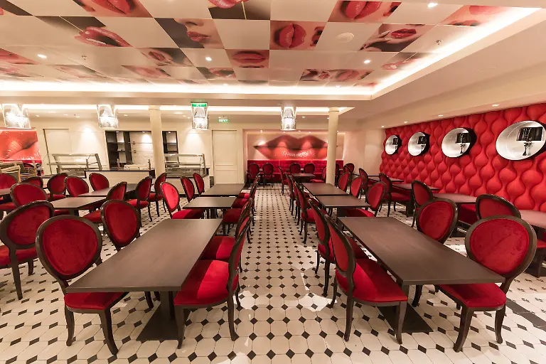 Restaurant-French-Kiss