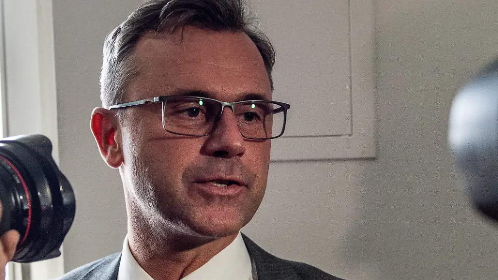 b7ed182e7d2cba726ced1c24e4b0b793