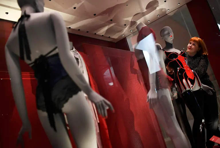 9998222c724b9b010e529c174a9ed18e