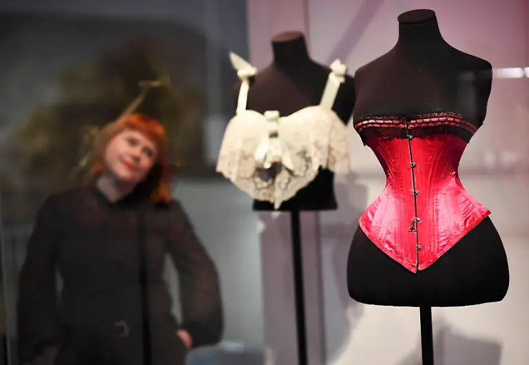 084e3463017de48cfdd36b6c007edb88