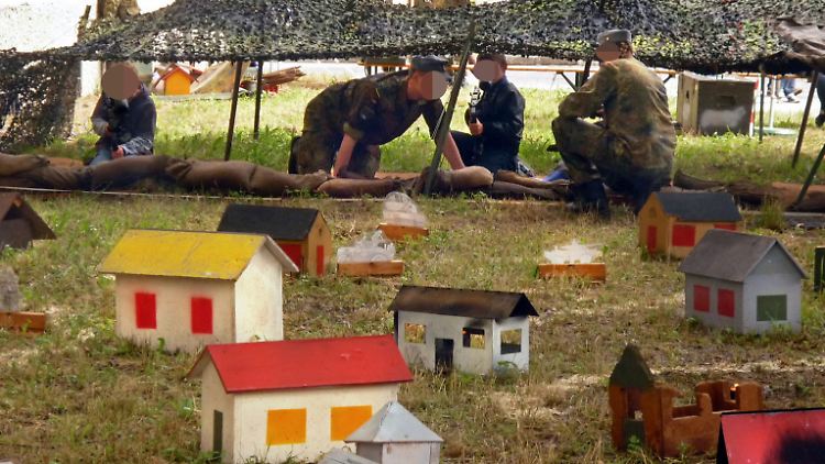 Bad Reichenhall_Kinderkriegsspiele_Bundeswehr.jpg