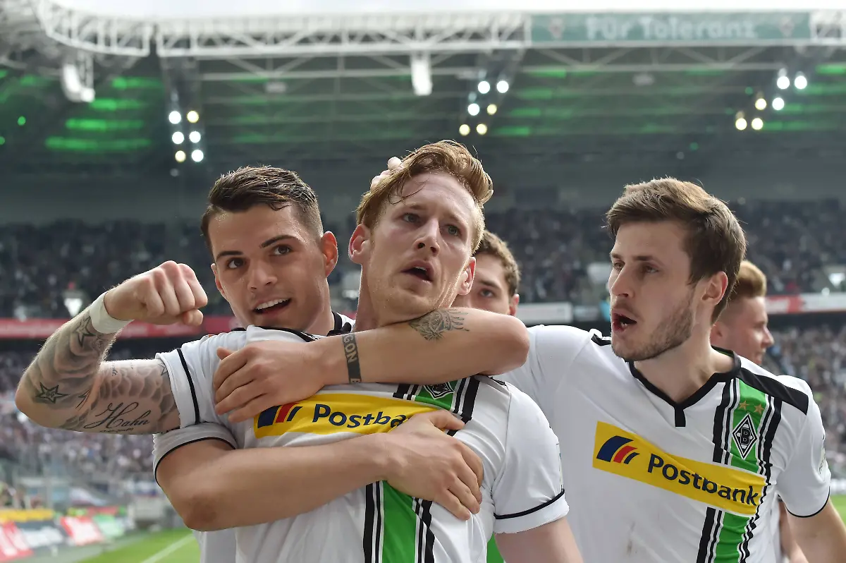 e8560afd76eed8631cd058cf125eecf9