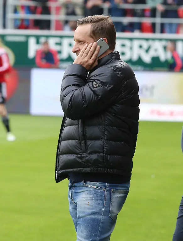 75e926e54b64ea3a9e116ef92cd0d356