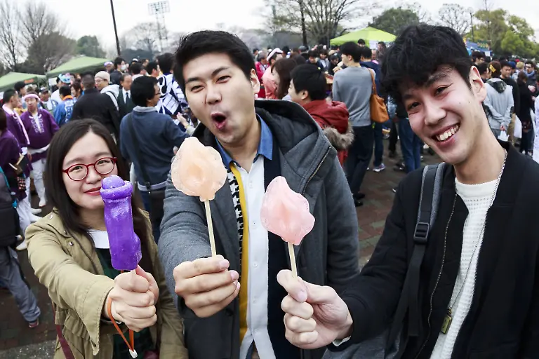 8cb877f4485021af49d4a3b075737009