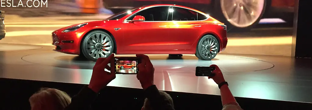 Bild zum Thema Tesla Motors