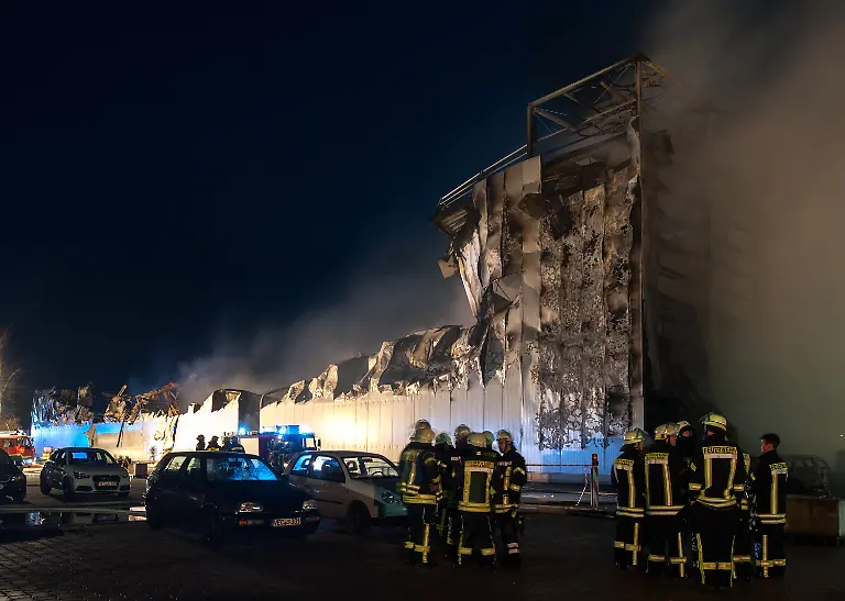 8259b477441d82ccff0df1e2f7bd8dea