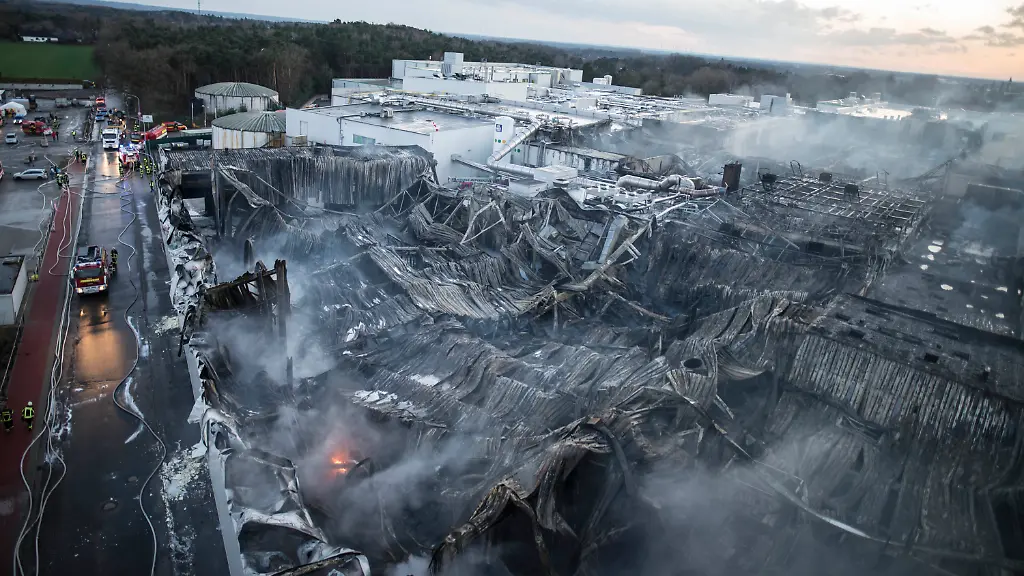 ab565745d7760a6b9f810f388a6943e1