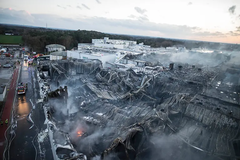 ab565745d7760a6b9f810f388a6943e1