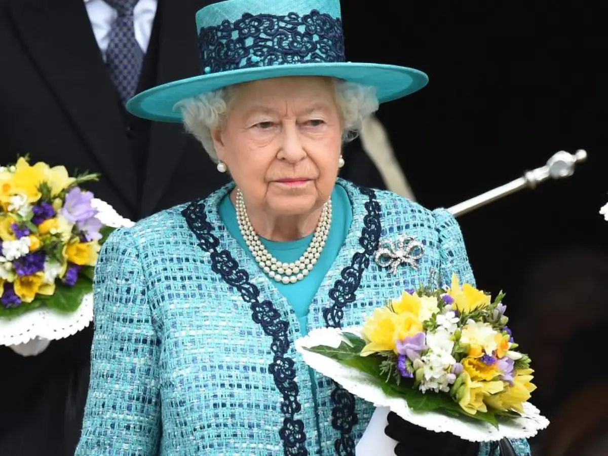 Die-britische-Koenigin-Elizabeth-II-verteilte-auch-dieses-Jahr-Gruendonnerstags-Geld