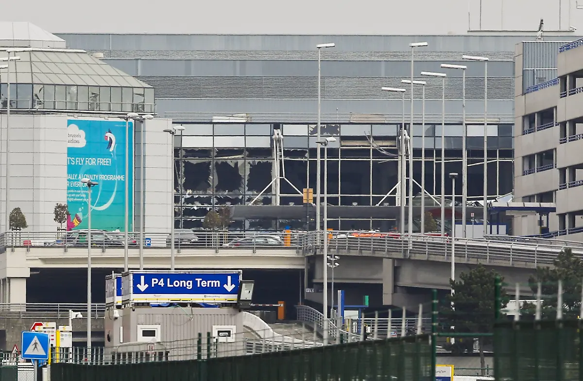 5711a4db94d45d6c5a9f4b9a917b60e6