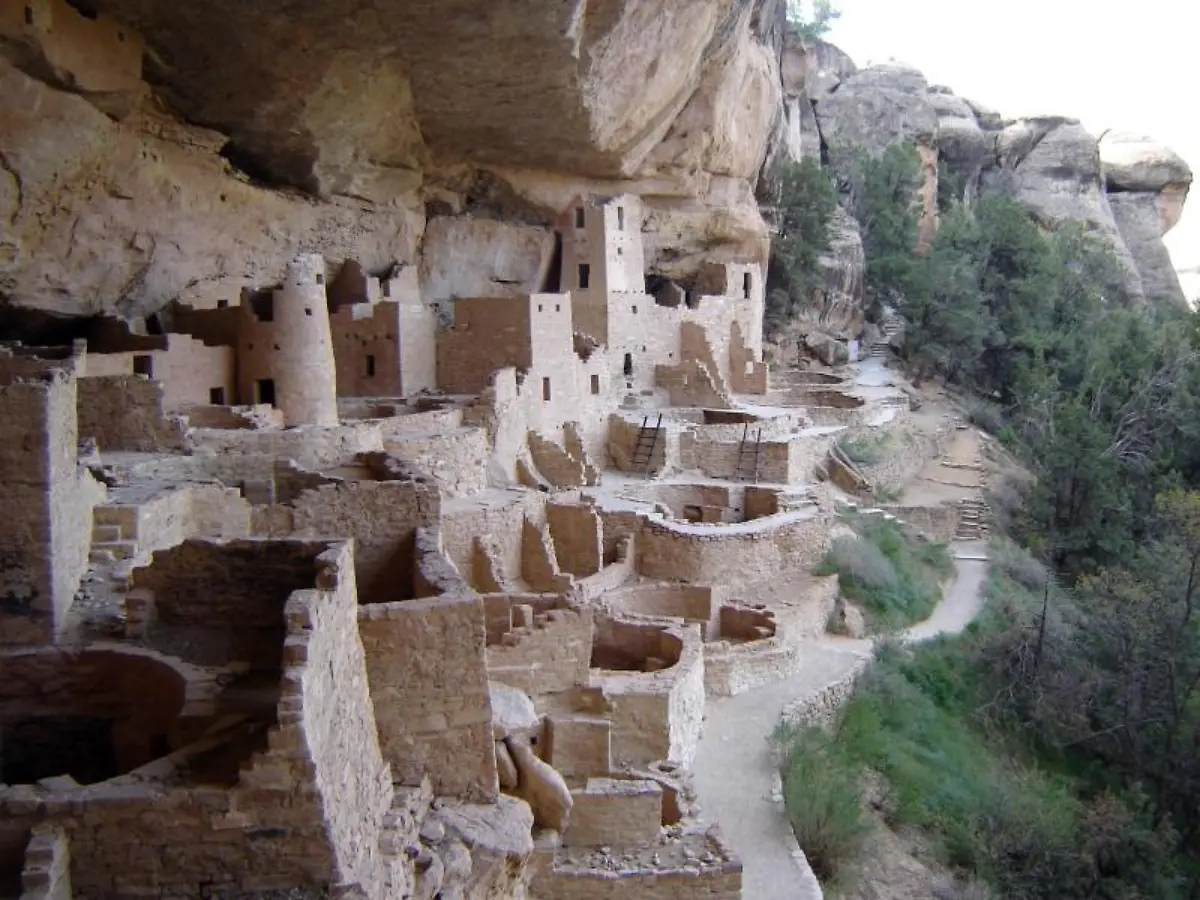 Mesa-Verde-von-der-Seite