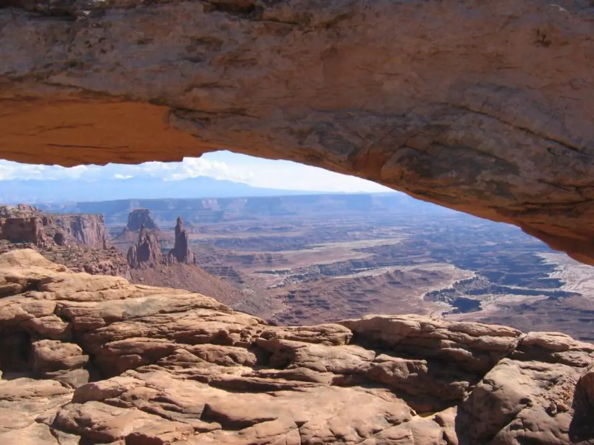 Canyonland-Mesa-Arch