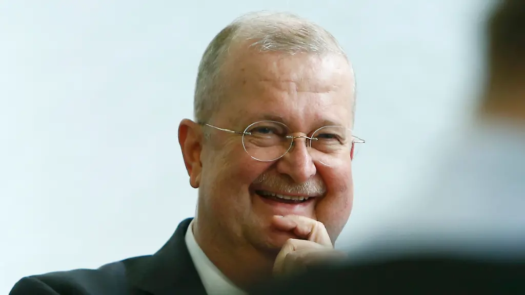 6a0e5c29afdf4a2a8dd1872880f950d8