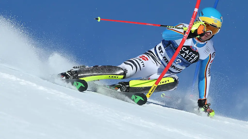 1b81b1dc756250a5bd5cdfdc23521c9a