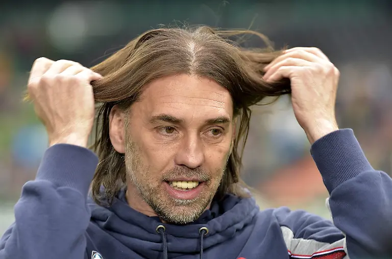 8b794d481232a33d8e5547c5c6795947