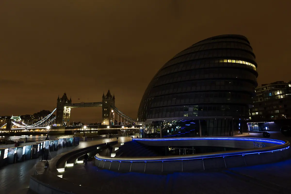 dd47be5f942b4fc504a02a7120a7f165