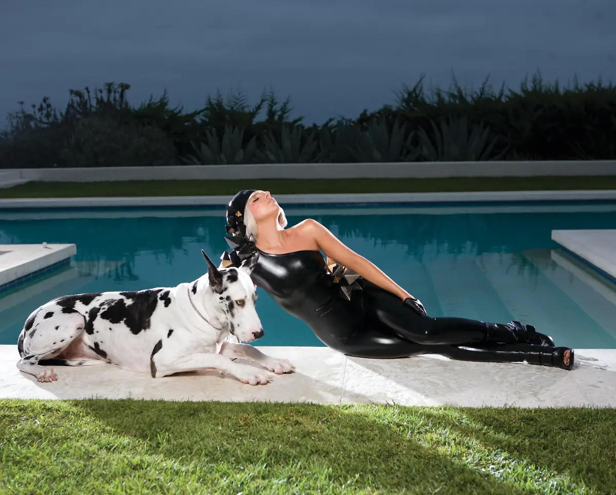 Lady-Gaga-The-Fame-2010-CMS-Source