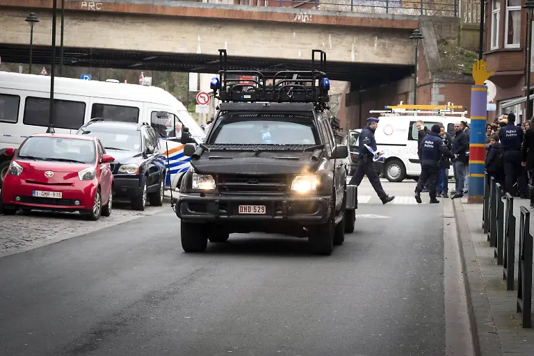 768d2c8fd0081ef45bf61ef1edd6de7a