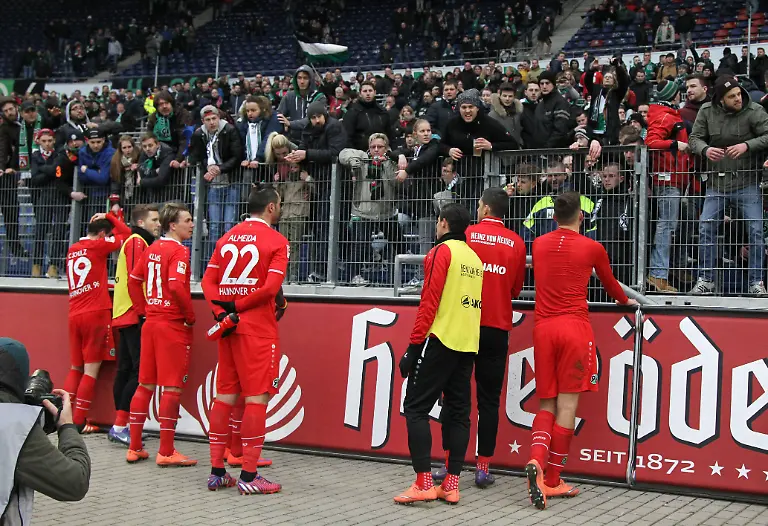 505c2cc6ca032a5f01a48b09d2fc213d