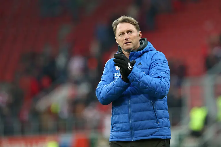 3c1fd47010d6531176ce5c46303426aa